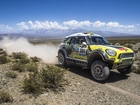 Ant Dakaro ralio podiumo – trys MINI automobiliai