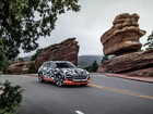 „Audi e-tron“ elektromobilis išbandytas kalnų keliuose Audi e-tron