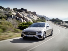 Naujoji „Mercedes-Benz“ E klasė