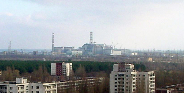 View_of_Chernobyl_taken_from_Pripyat_zoomed
