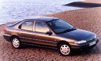 Ford_mondeo_Ghia