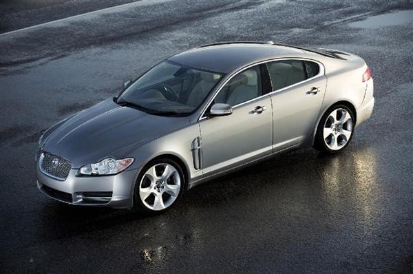 Jaguar_XF__Small_