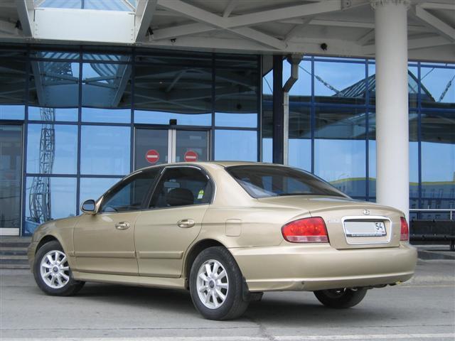 Hyundai_Sonata_4__Small_