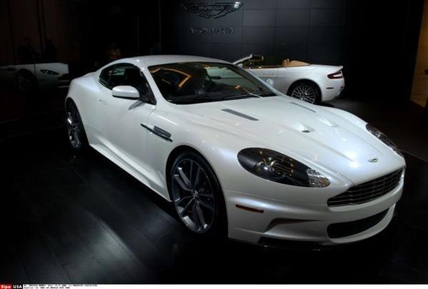 Aston_martin_