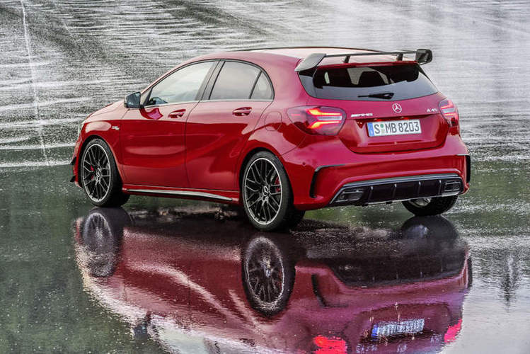 Mercedes-AMG_A_45_AMG__AMG_Exclusive_