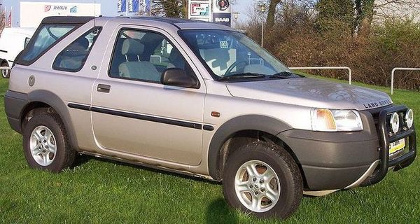 -Land_Rover_Freelander