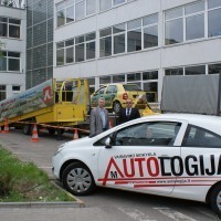 aaaa-autolog-DSC06629-200x200