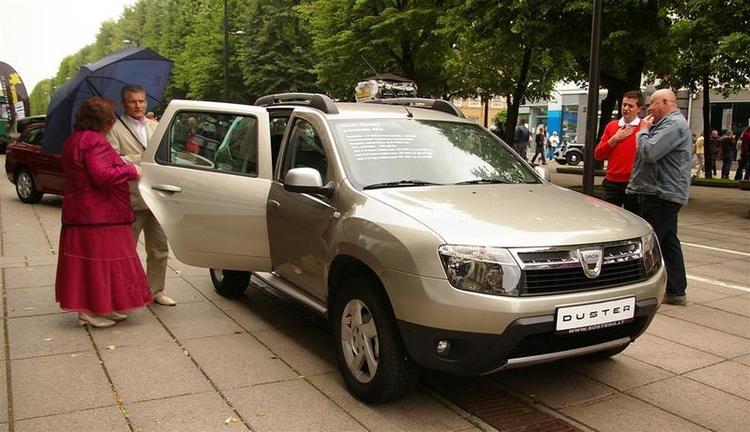 auto_show_millenium__38___Large_