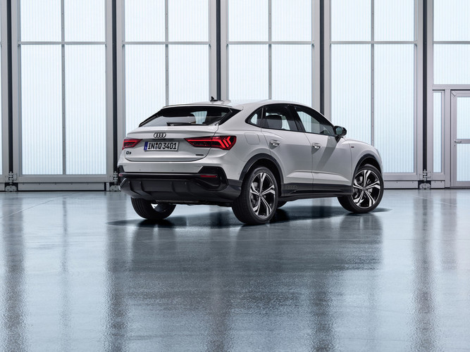 Audi_Q3_SB_2