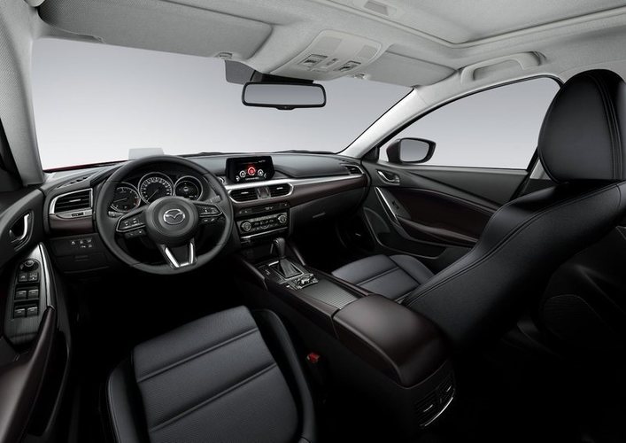 2017-Mazda6_Interior-2
