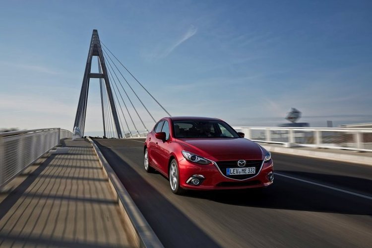 Mazda3-1