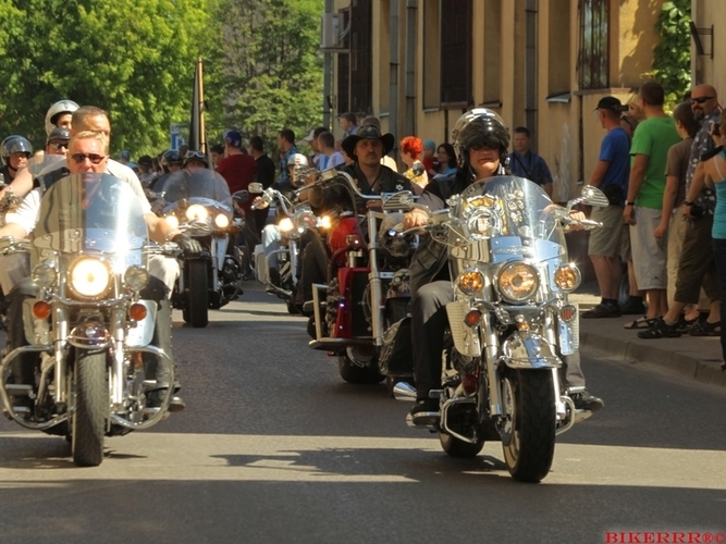 bike_show_millenium__2_