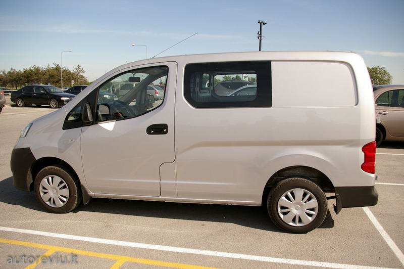 AUTOREVIU.LT Iš Talino į Vilnių su „Nissan NV200“