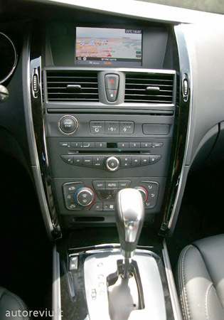 renault_latitude__2_