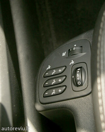 renault_latitude__4_