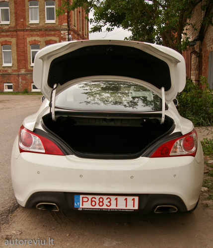 Hyundai_genesis_coupe__5_