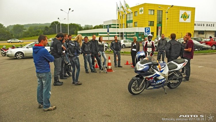 286508_240173446018961_100000789219515_622398_1591926_o