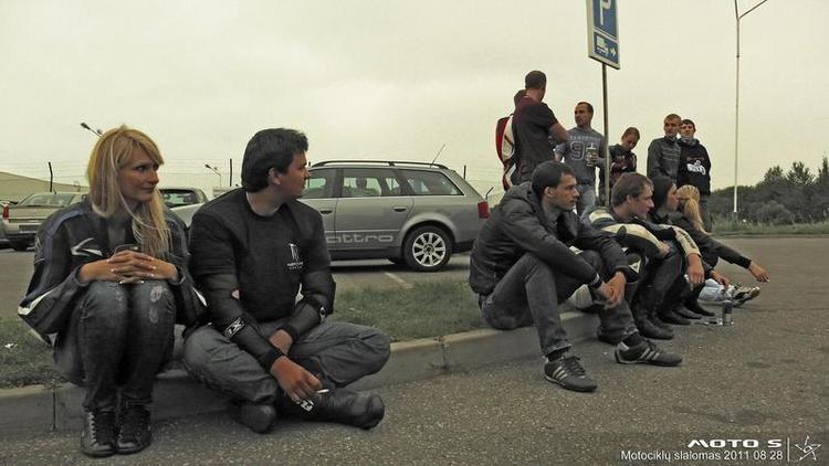 289648_240171712685801_100000789219515_622382_7830712_o