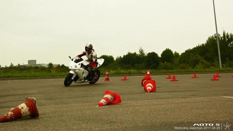 290464_240171506019155_100000789219515_622380_1904372_o