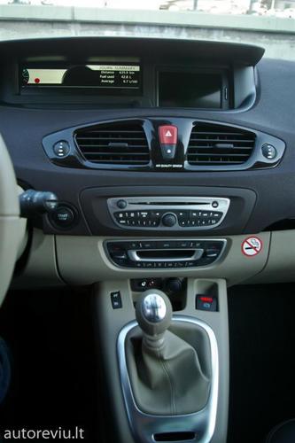 renaul_grand_scenic__3___Large_