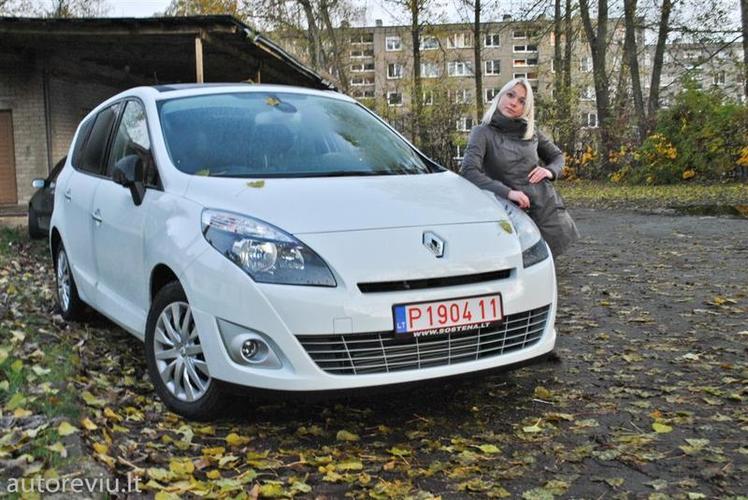 renaul_grand_scenic__Large_