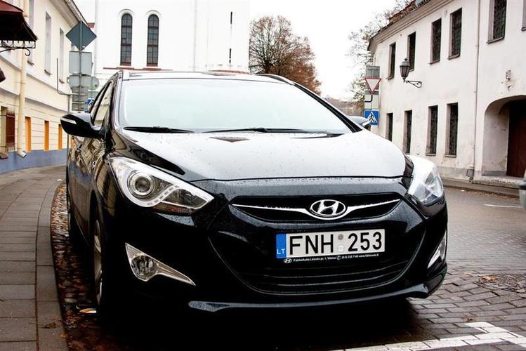 hyundai_i_40__1___Large_