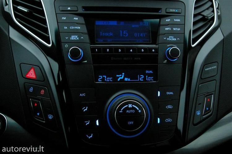 hyundai_i_40__16___Large_