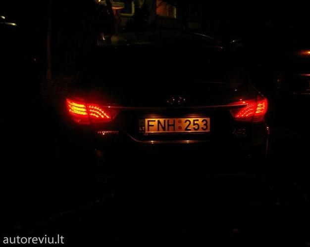 hyundai_i_40__21___Large_