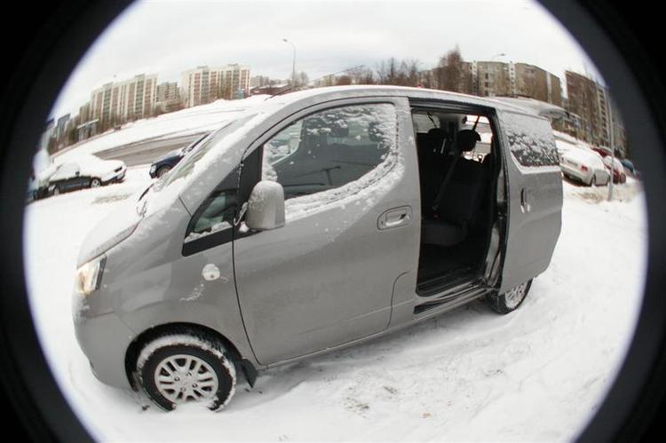 nissan_evali__10___Large_