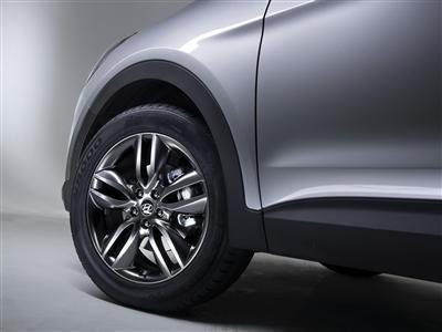 the-all-new-santa-fe-19-inch-aluminum-wheel