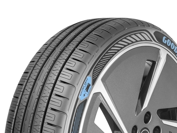 Goodyear_EfficientGrip_Electric_Drive