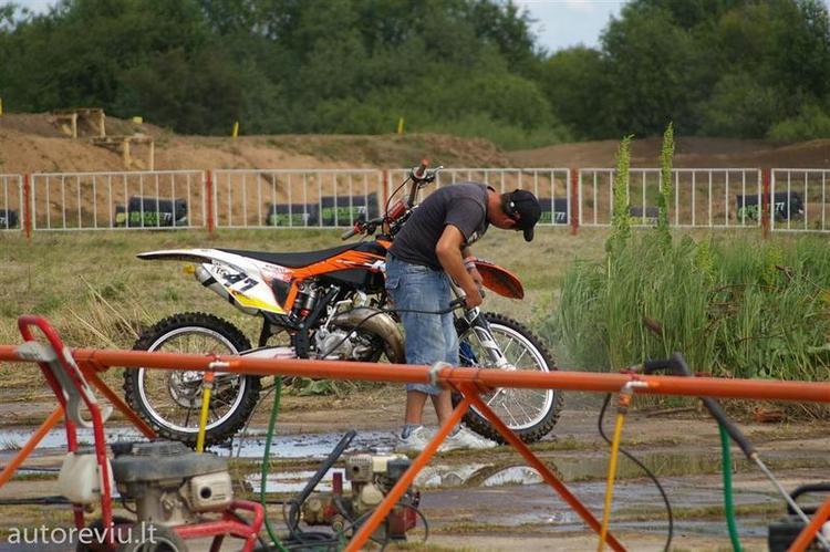 bike_show_millenium__15___Large_