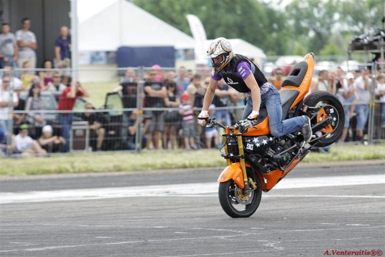 bike_show_millenium__27___Large_