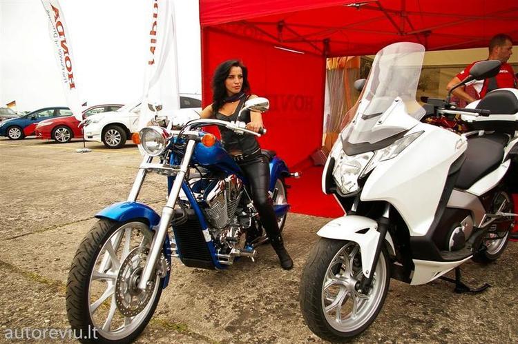 bike_show_millenium__93___Large_