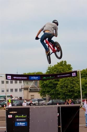 bike_show_millenium__54___Large_