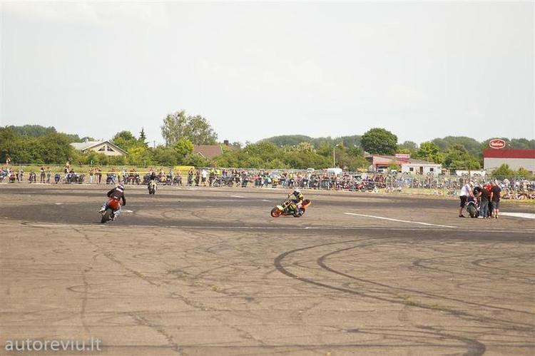 bike_show_millenium__85___Large_