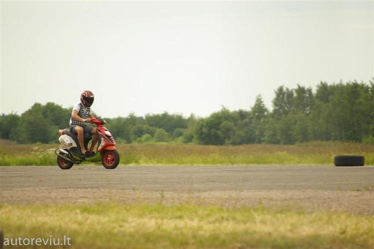 bike_show_millenium__107___Large_