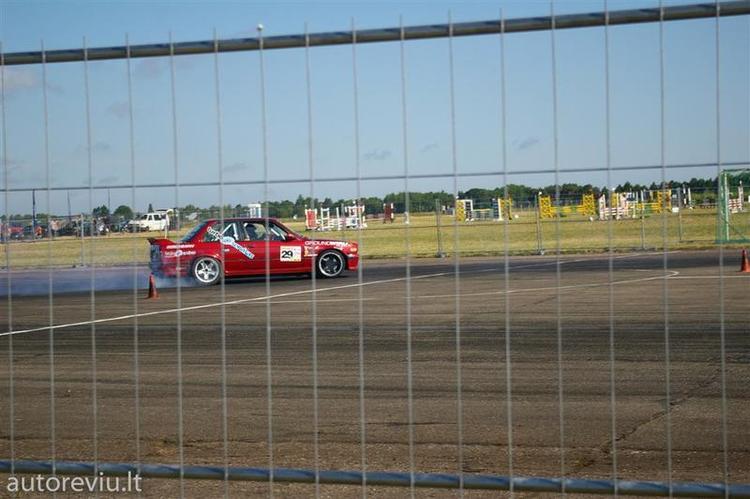 auto_show_millenium__2___Large_