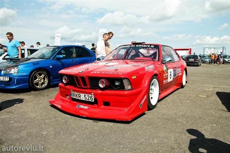 auto_show_millenium__33___Large_