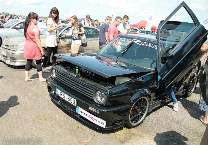 auto_show_millenium__43___Large_