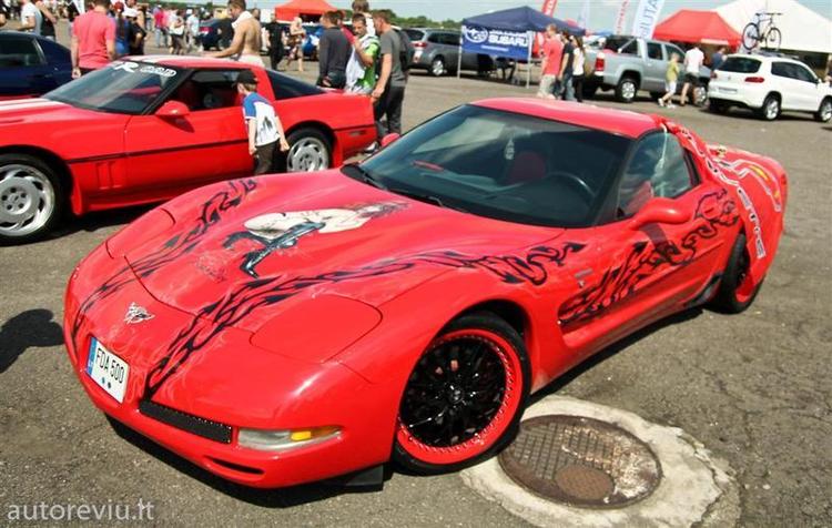 auto_show_millenium__44___Large_