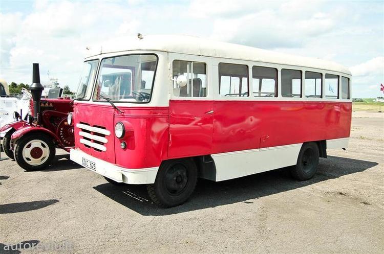 auto_show_millenium__47___Large_