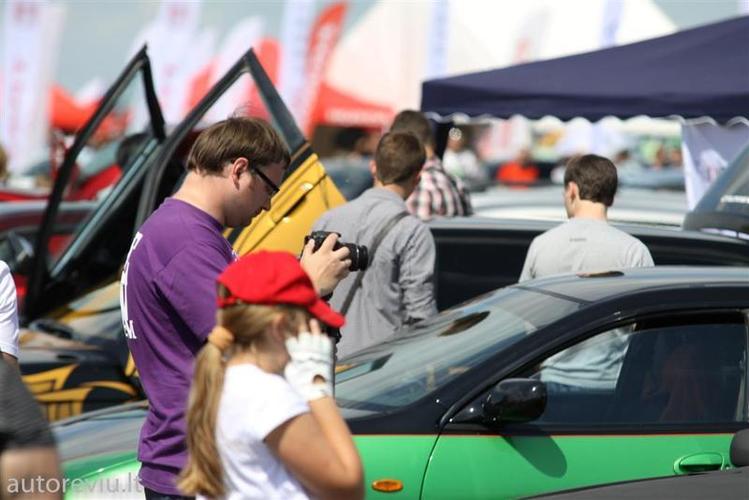 auto_show_millenium__64___Large_