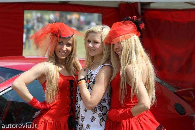 auto_show_millenium__70___Large_