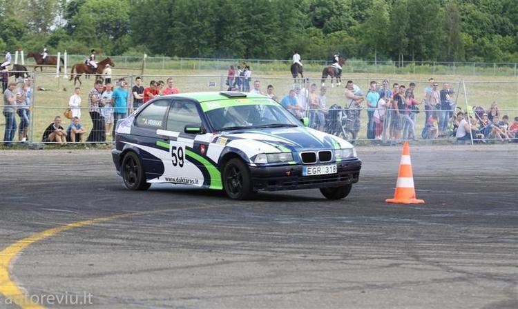 auto_show_millenium__72___Large_