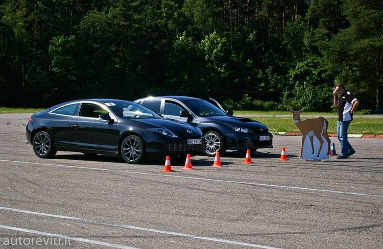 renault_sportiniai_automobiliai__2_