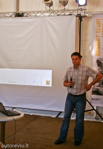 renault_sportiniai_automobiliai__6_