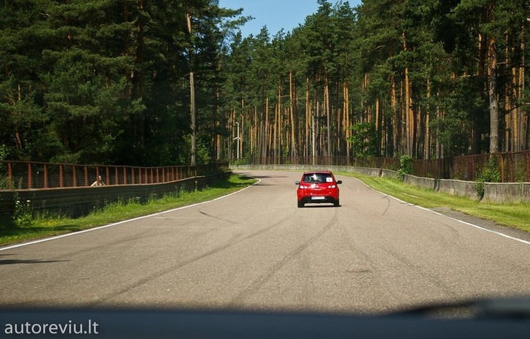 renault_sportiniai_automobiliai__11_