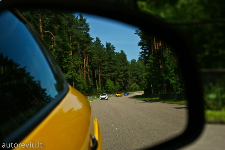 renault_sportiniai_automobiliai__12_