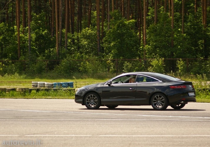 renault_sportiniai_automobiliai__25_